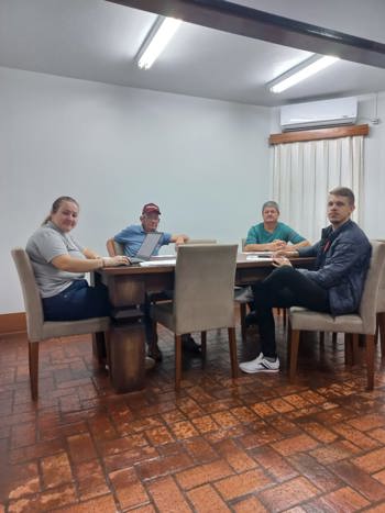 <p>9&ordf; SESS&Atilde;O ORDIN&Aacute;RIA e REUNI&Atilde;O DAS COMISS&Otilde;ES</p>