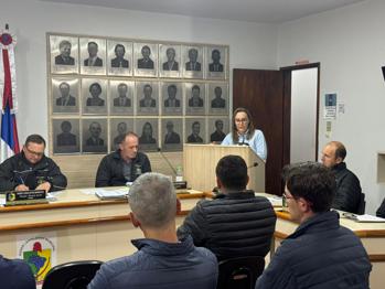 <p>16&ordf; SESS&Atilde;O ORDIN&Aacute;RIA e REUNI&Atilde;O DAS COMISS&Otilde;ES</p>
<p>&nbsp;</p>
