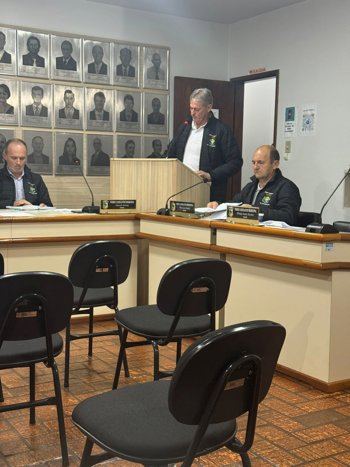 8&ordf; SESS&Atilde;O ORDIN&Aacute;RIA E REUNI&Atilde;O DAS COMISS&Otilde;ES