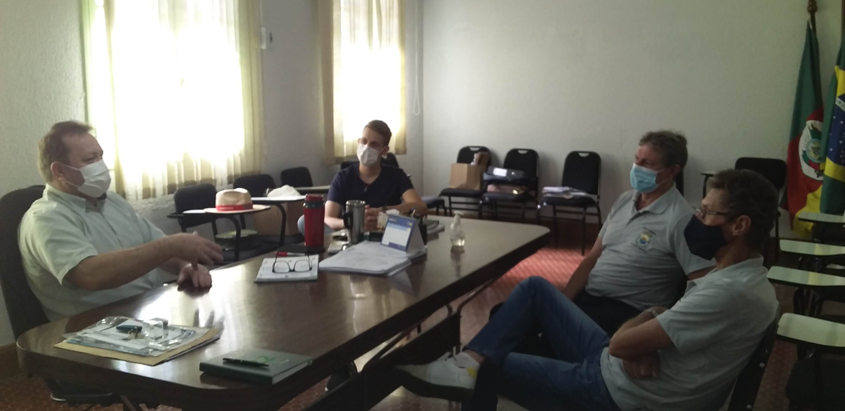 REUNIÃO DO LEGISLATIVO COM O EXECUTIVO