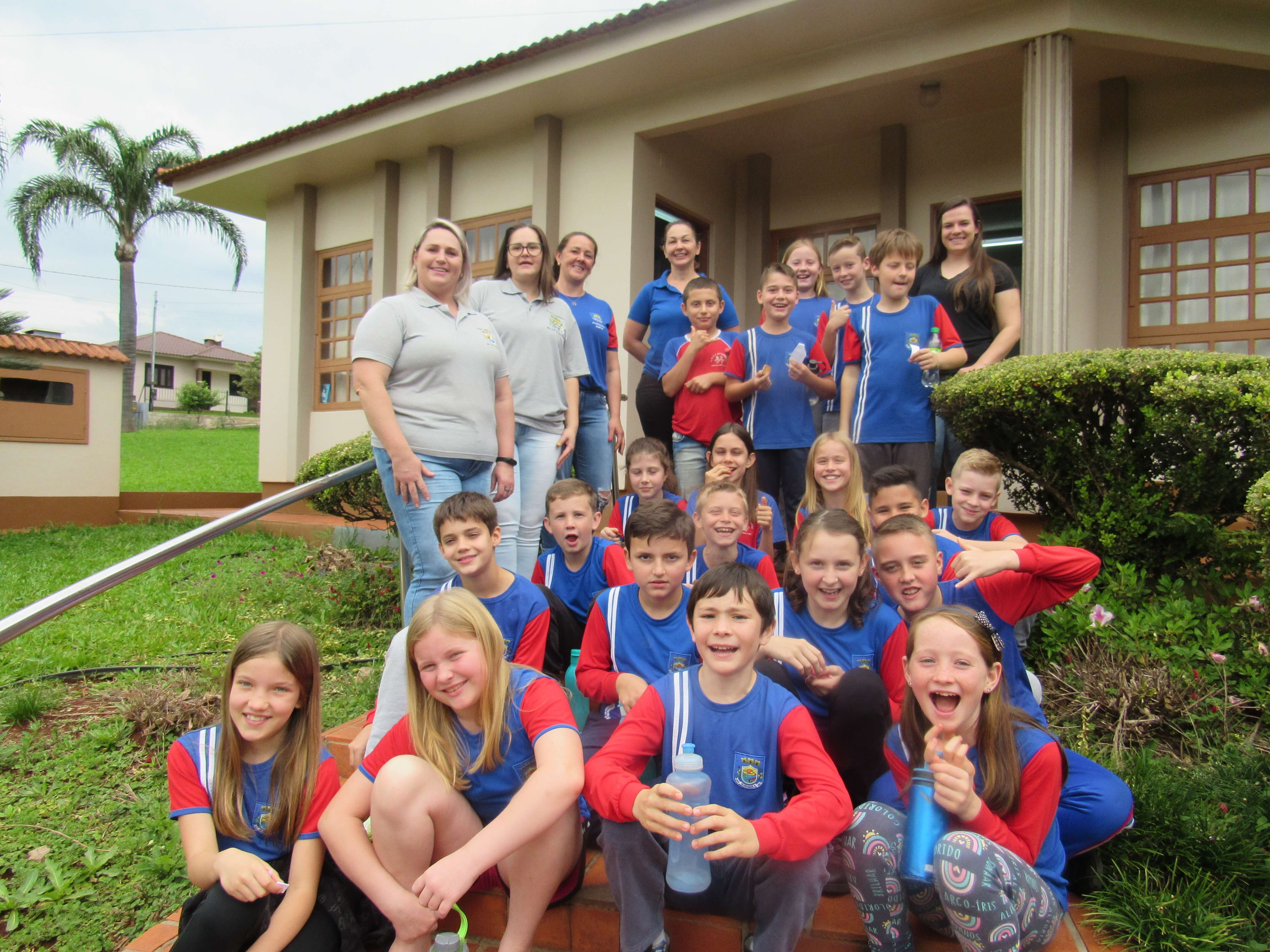 VISITA DA ESCOLA RUI BARBOSA