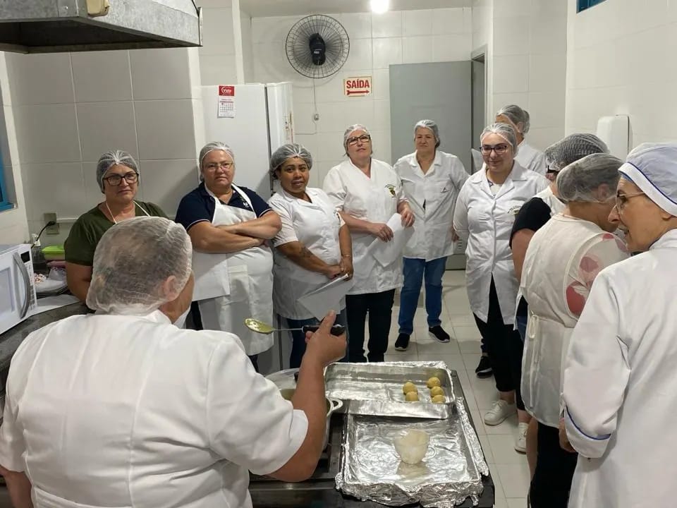 FORMAÇÃO DE MERENDEIRAS OCORREU NA REDE MUNICIPAL DE ENSINO DE RONDA ALTA