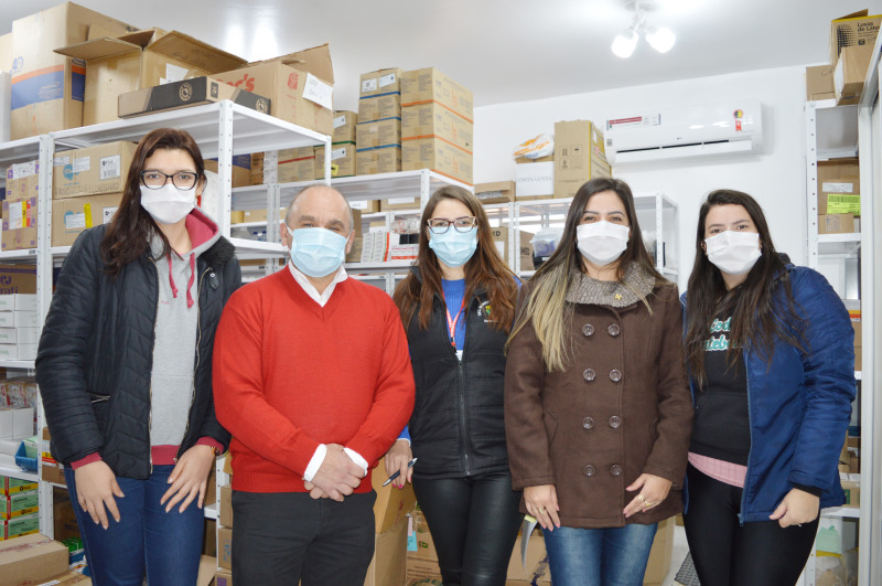 Prefeito e Secretária de Saúde visitam ESFs