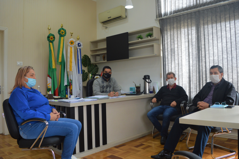 Administração de Ronda Alta realiza tratativas a respeito da nova equipe da UTI Móvel 