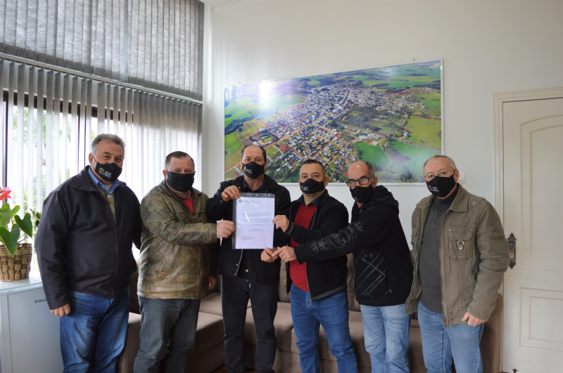 Ronda Alta recebe emenda para aquisição de uma escavadeira hidráulica