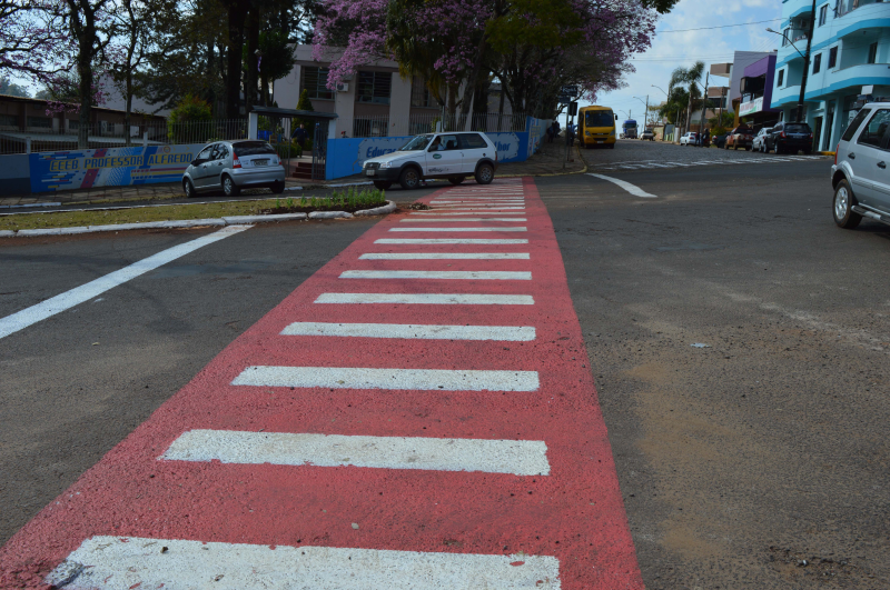 Revitalização da sinalização viária
