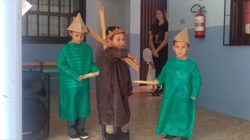 Semana da Páscoa nas escolas