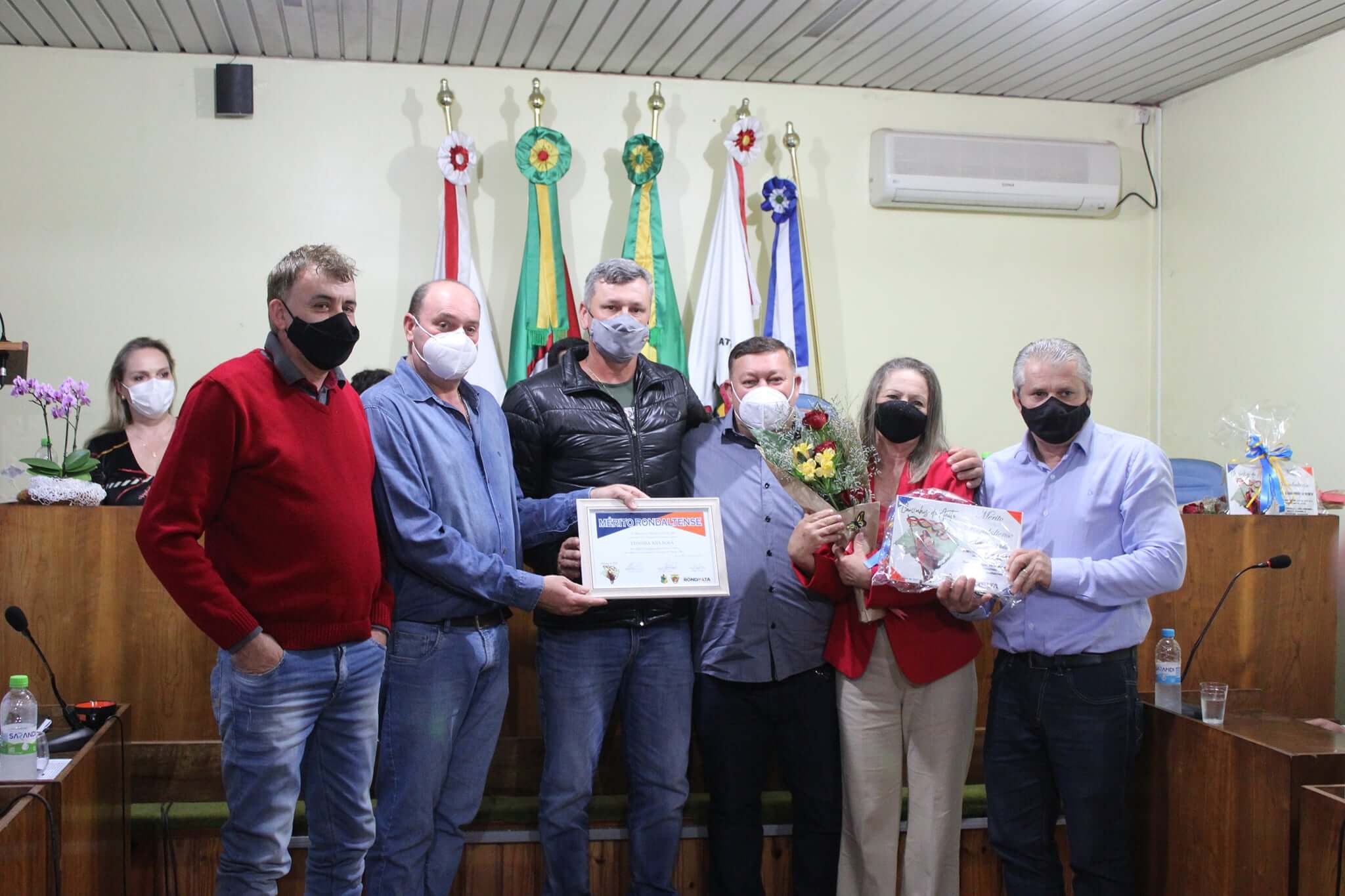 Mulheres recebem comenda no ano das homenagens à Anita Garibaldi