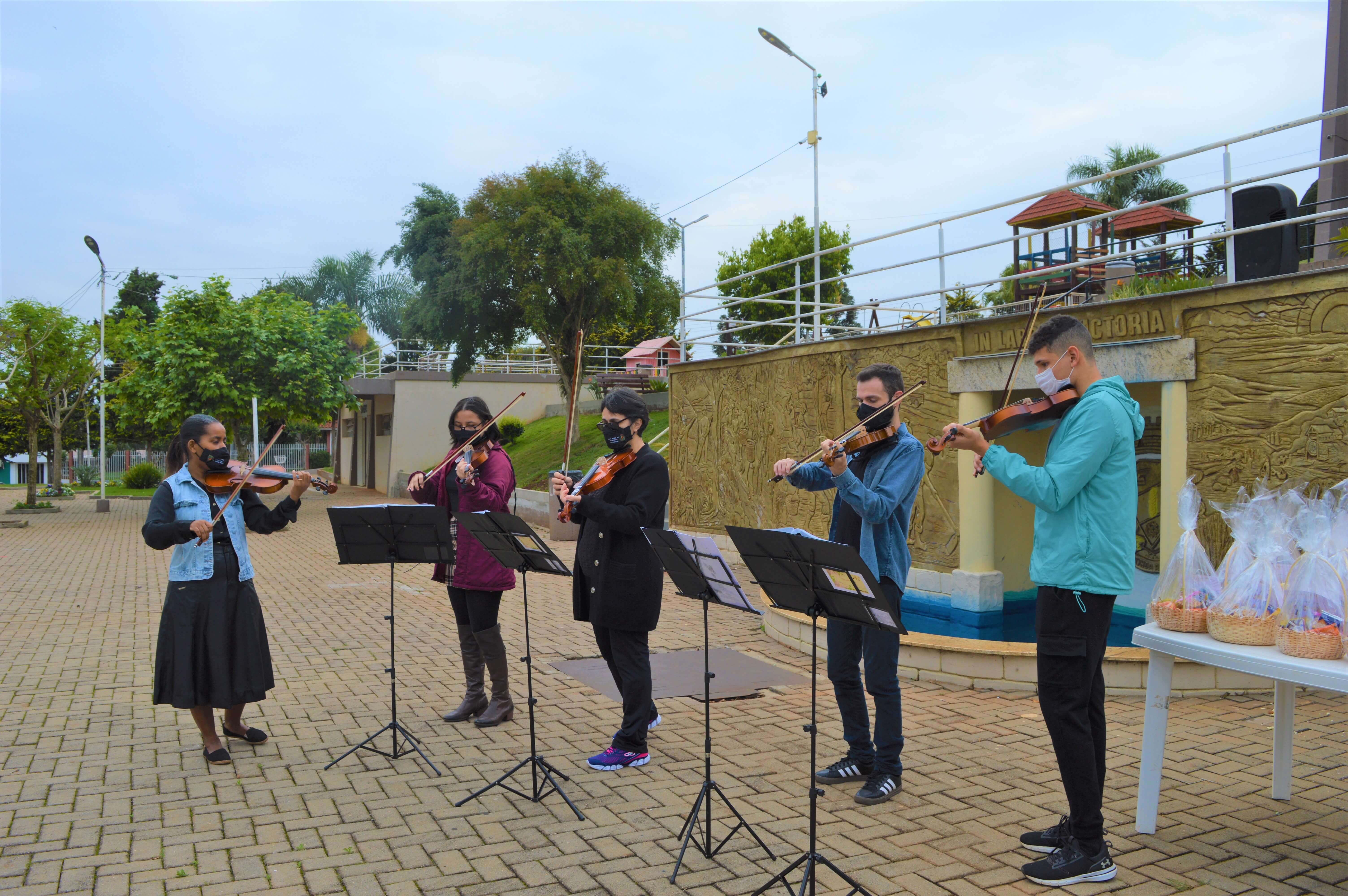 CRAS de Ronda Alta comemora o dia do Idoso
