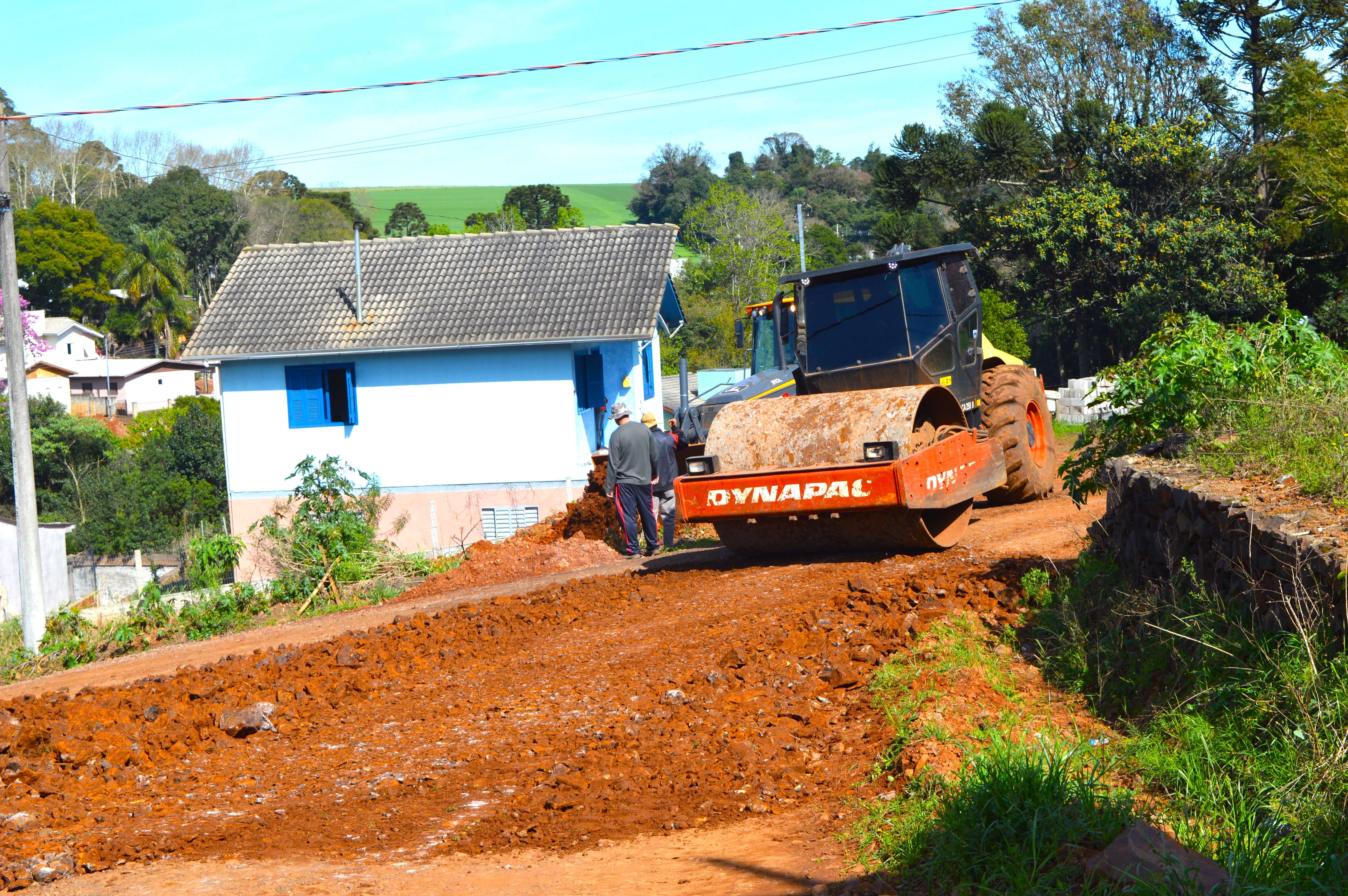 Melhoramento das estradas localizadas na área urbana de Ronda Alta