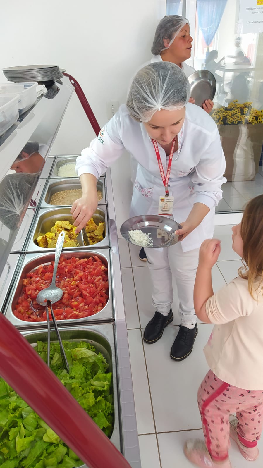 Secretaria Municipal de Educação e Desporto adquire buffet adaptado para alimentação na escola Vó Elmira Guiland