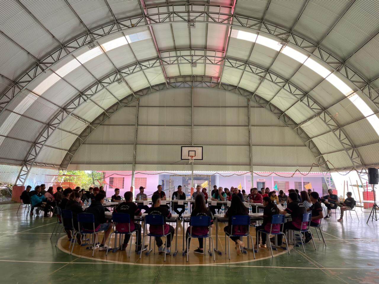 Podcast sobre profissões é realizado na escola Mem de Sá
