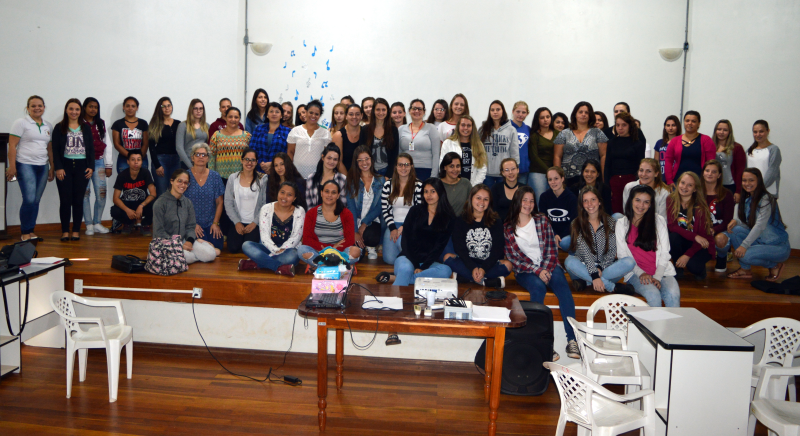 SMED promove formação para cuidadores de escolas
