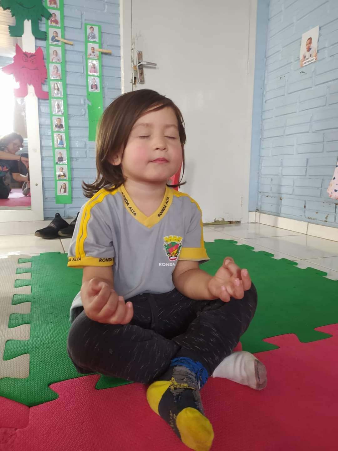 Escolas municipais de Ronda Alta oferecem aulas de Yoga