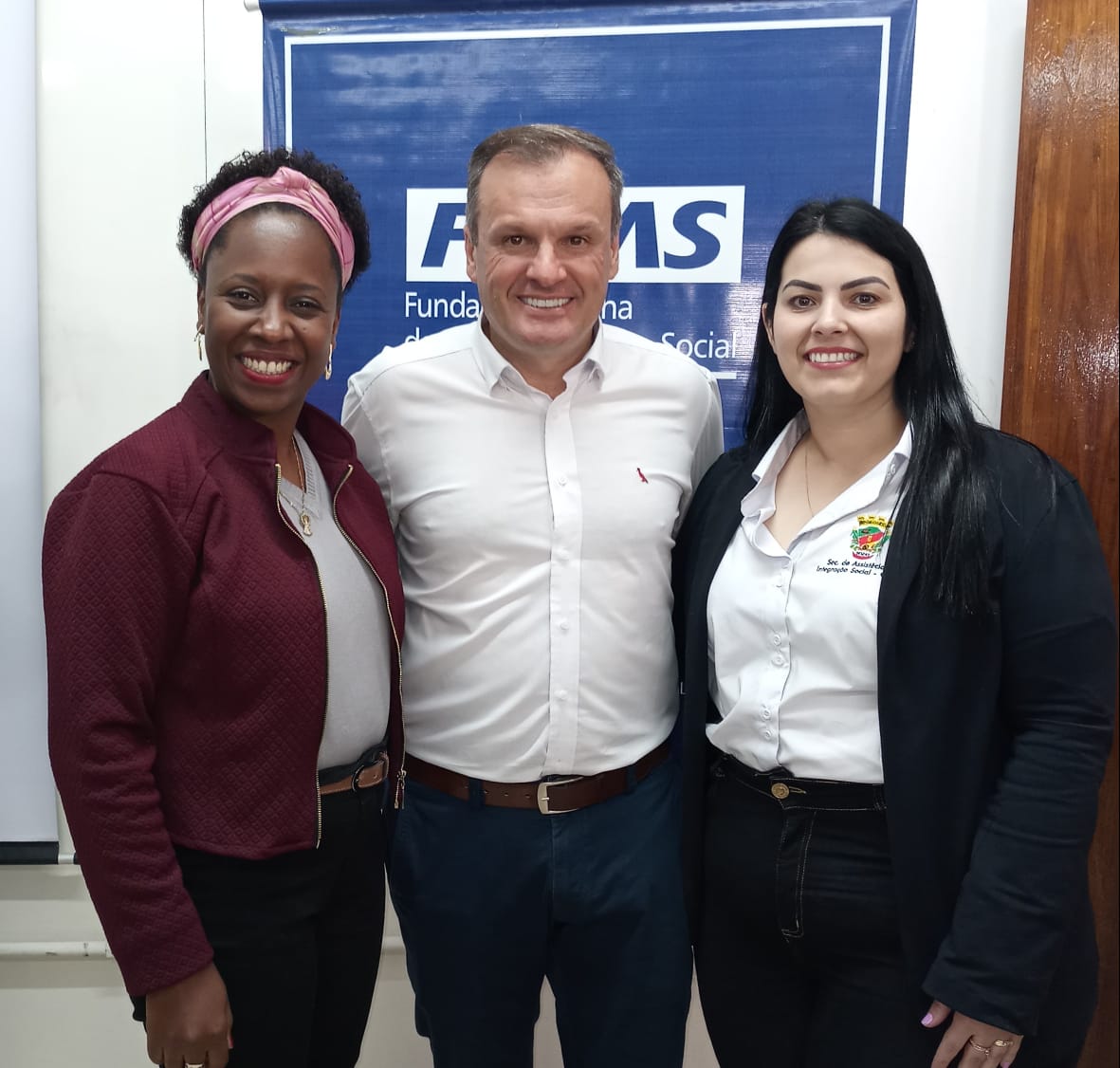 Secretária de Assistência e Integração Social participa de reunião na Fundação Gaúcha do Trabalho e Ação Social