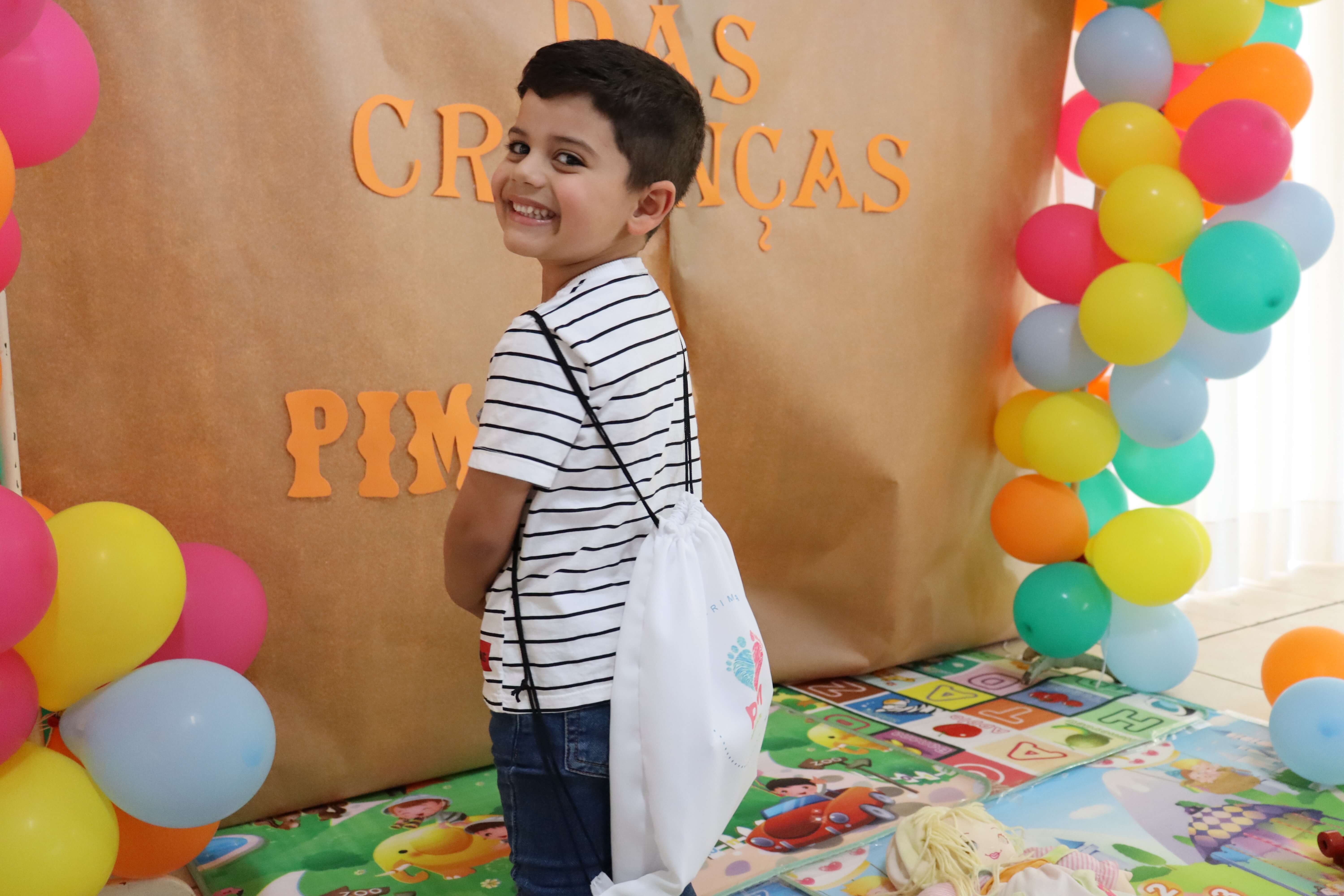 Ontem foi o dia das crianças atendidas pelo PIM participarem da festa do Dia das Crianças!