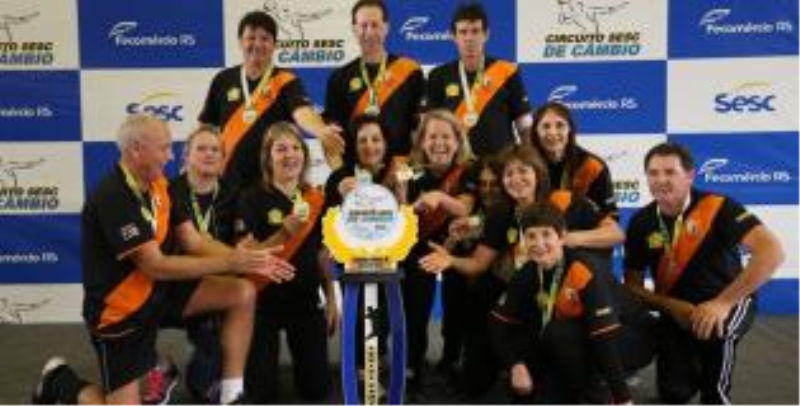 É CAMPEÃO ESTADUAL