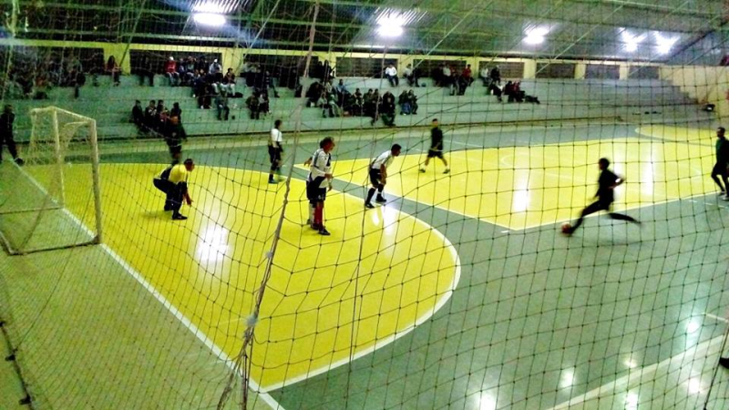 Primeira rodada do Campeonato de Futsal de Tucunduva teve 16 gols em 3 partidas.