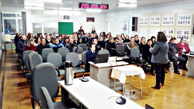 Professores e funcionários das escolas de Tucunduva participaram de formação continuada.