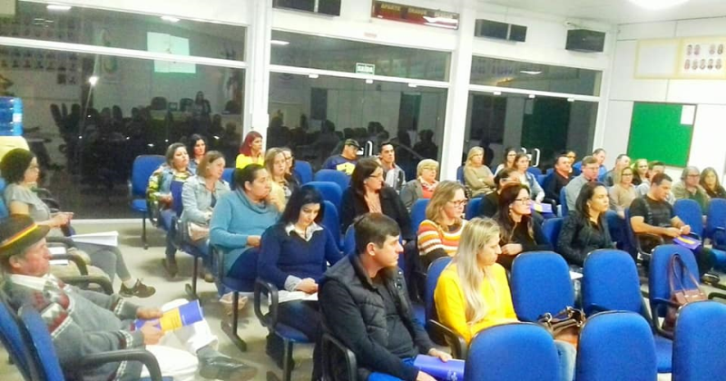 Palestra sobre empreendedorismo individual atraiu bom público em Tucunduva.