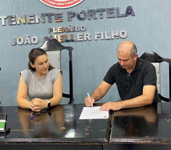 <p>Marlon Verdi &eacute; apresentado como novo assessor jur&iacute;dico da C&acirc;mara de Tenente Portela</p>