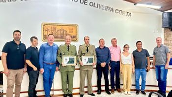 <p>Entrega de Mo&ccedil;&atilde;o de Congratula&ccedil;&atilde;o</p>