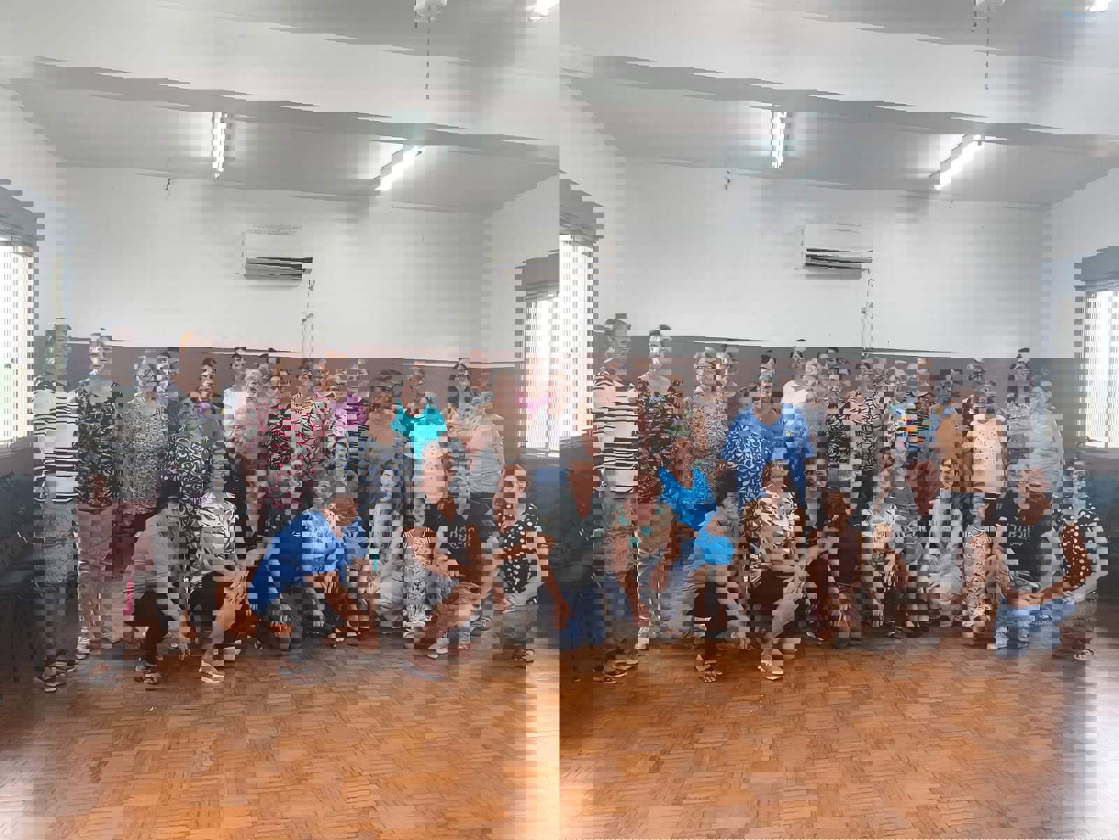 <p><strong>Confraterniza&ccedil;&atilde;o marca Encerramento do Ano dos Grupos de Idosos &ldquo;Amizade&rdquo; e &ldquo;Gera&ccedil;&atilde;o e Renda&rdquo;.</strong></p>