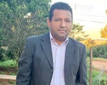 Em celebra&ccedil;&atilde;o ao Dia do Voluntariado, pastor Sidnei Dutra recebe Mo&ccedil;&atilde;o de Reconhecimento da C&acirc;mara Municipal
