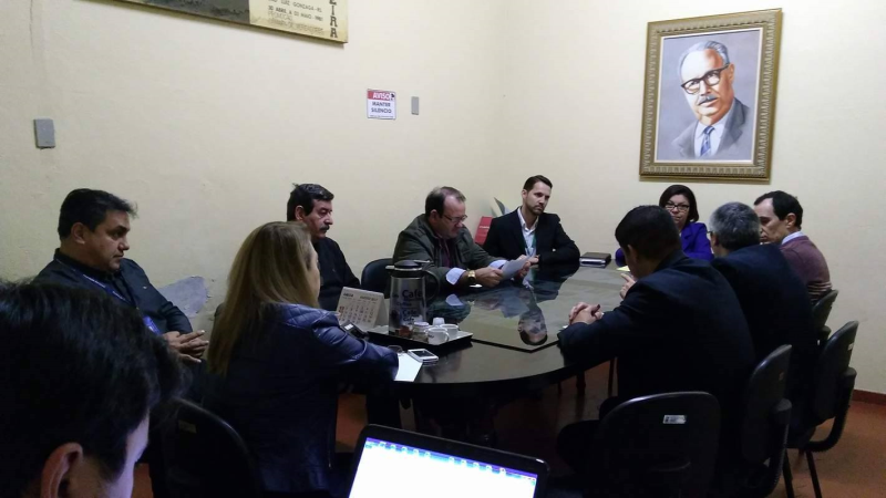 Reunião com representantes das instituições bancárias do nosso município