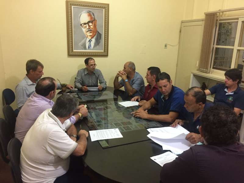 Primeira reunião da comissão representativa