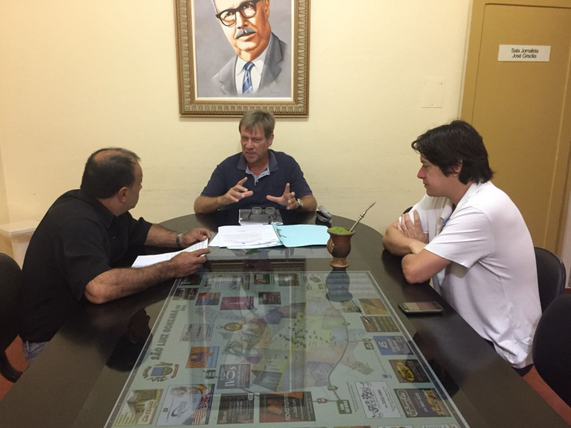 CCJ esteve reunida na manhã desta segunda-feira