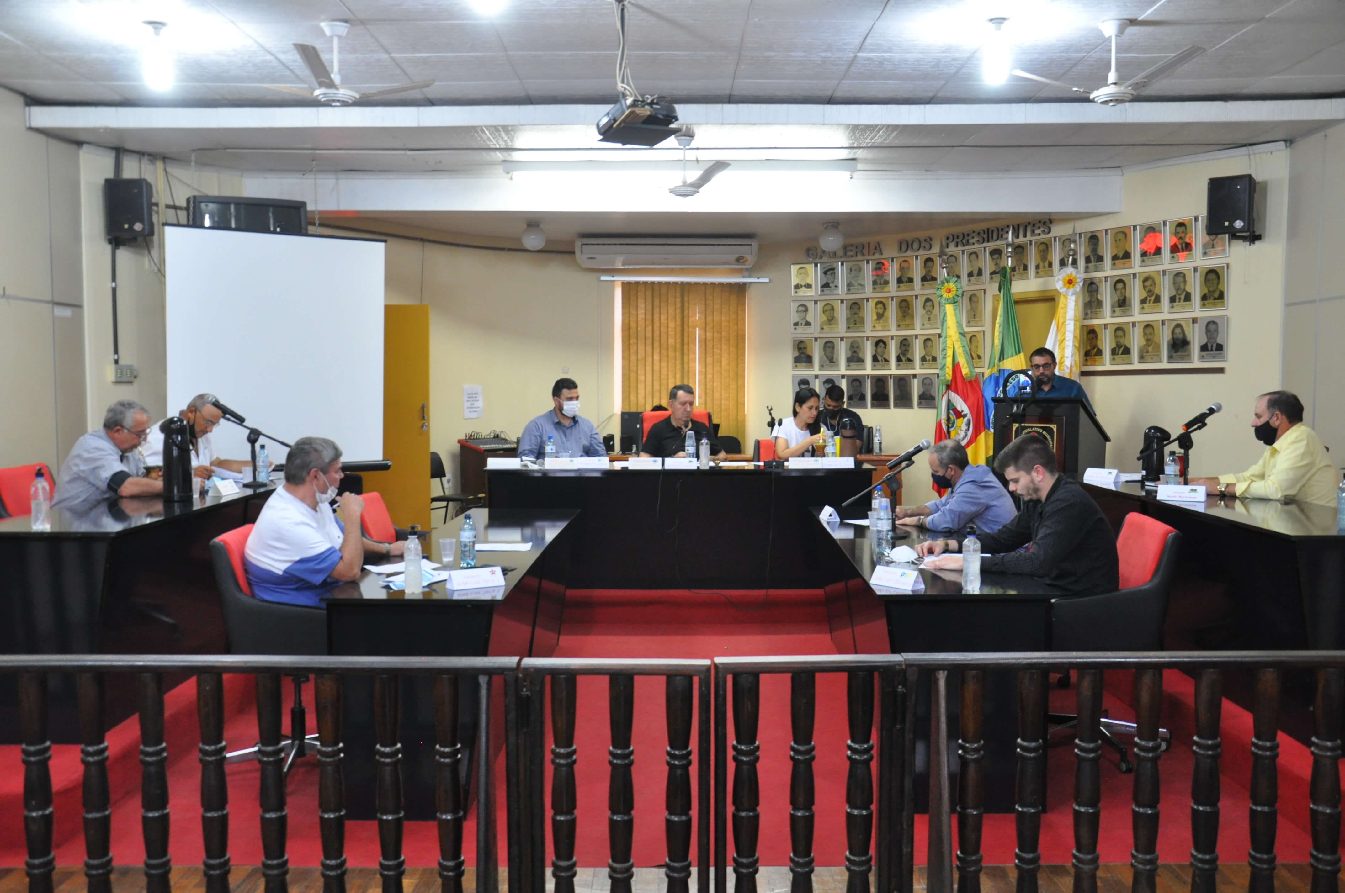 Sessão da Câmara contou com 14 proposições e uma Moção apresentadas pelos vereadores