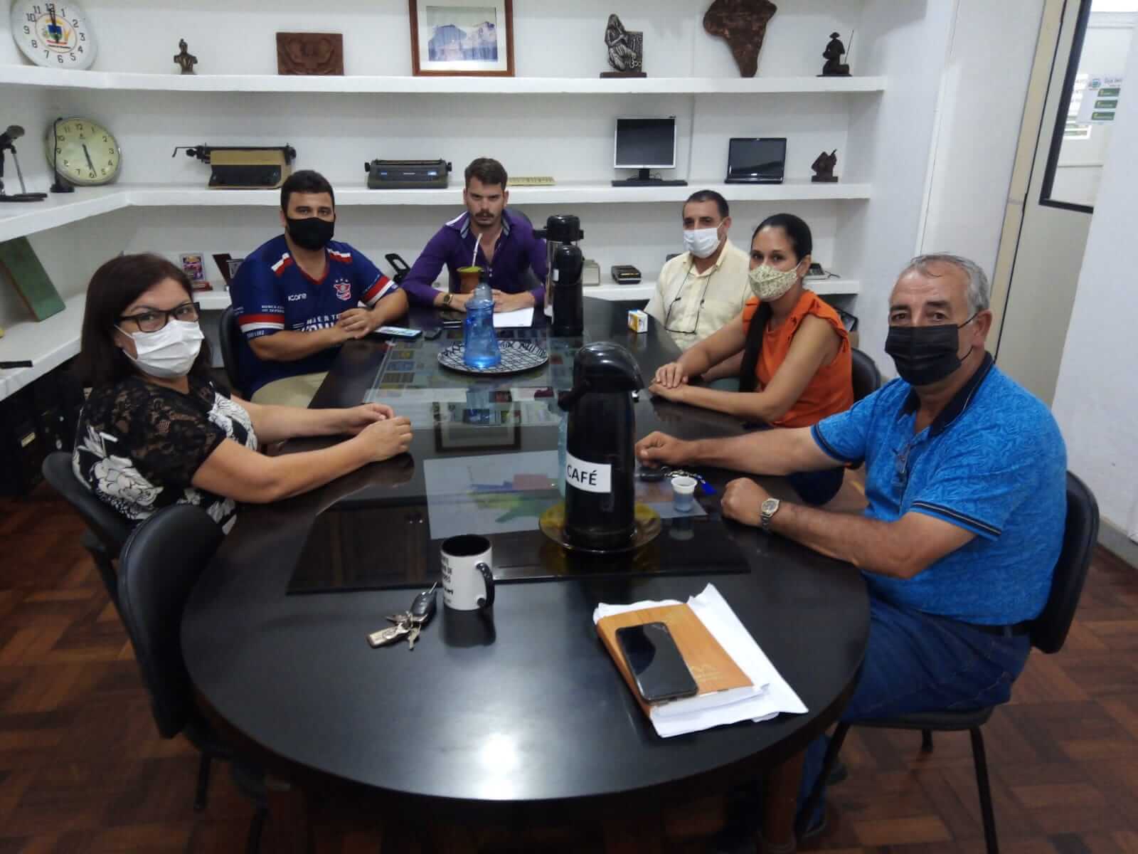 Vereadores solicitam ao Executivo urgência na retomada do serviço de transporte coletivo urbano