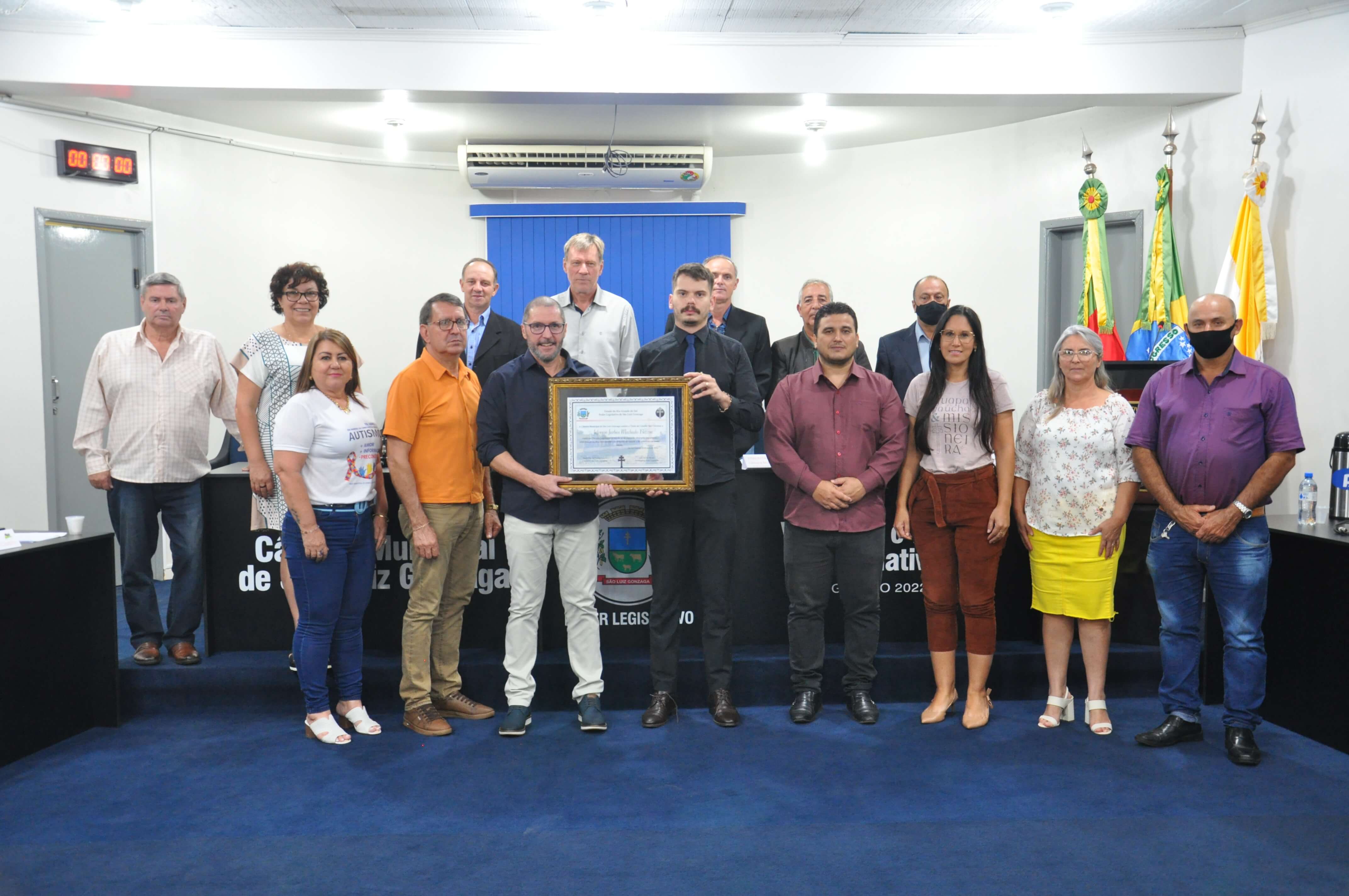 Câmara Municipal concede a Jeferson Beccon o Título de Cidadão São-Luizense