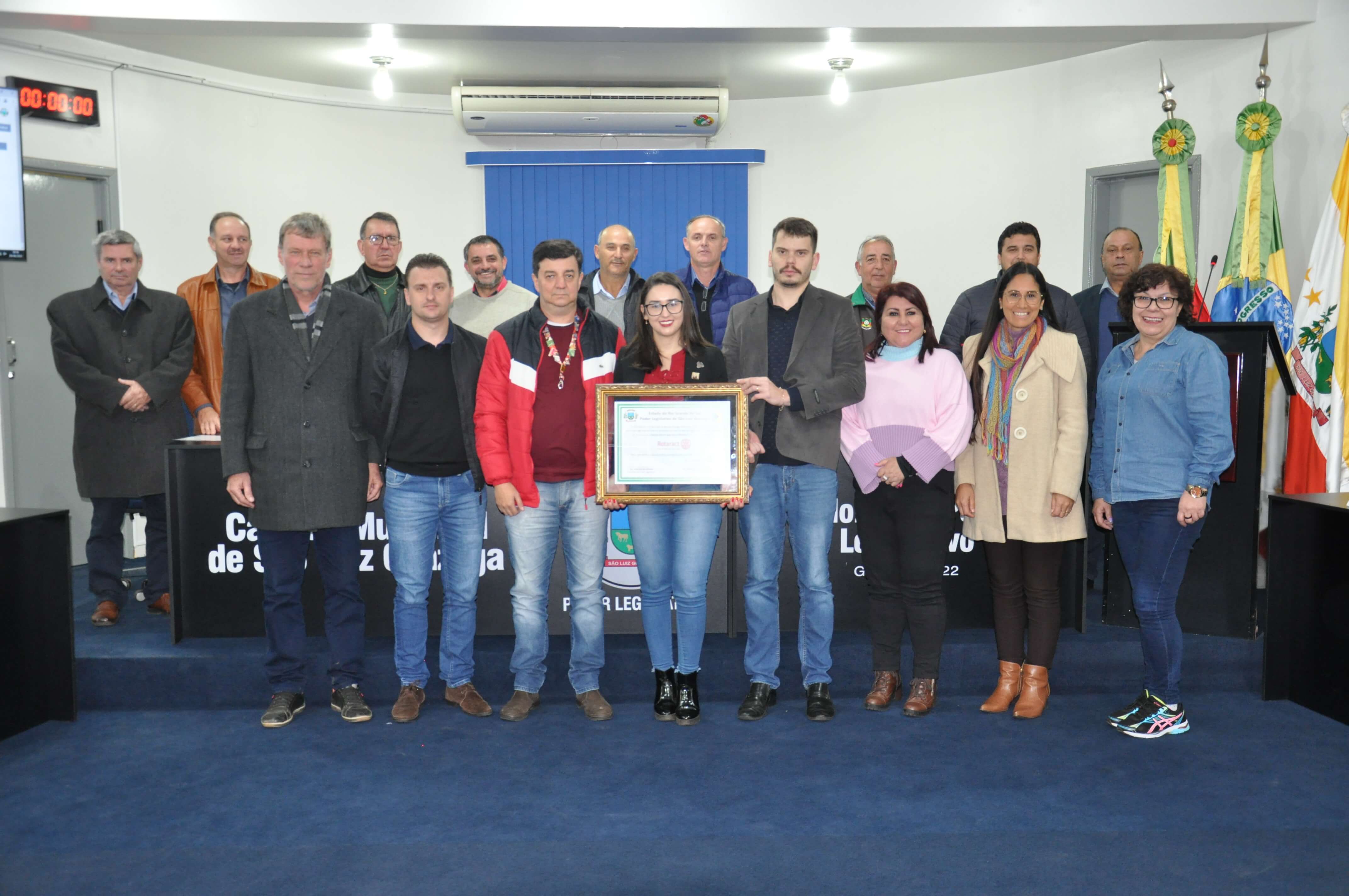 Companheiros do Rotaract Club são “Jovens que fazem a Diferença”
