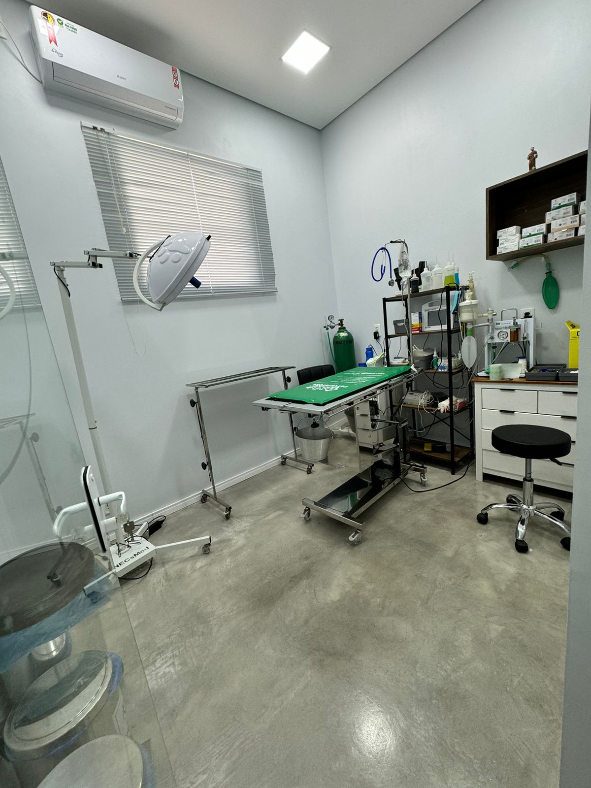 <p>REINAUGURA&Ccedil;&Atilde;O DA SCHEID CL&Iacute;NICA VETERIN&Aacute;RIA EM CERRO LARGO</p>