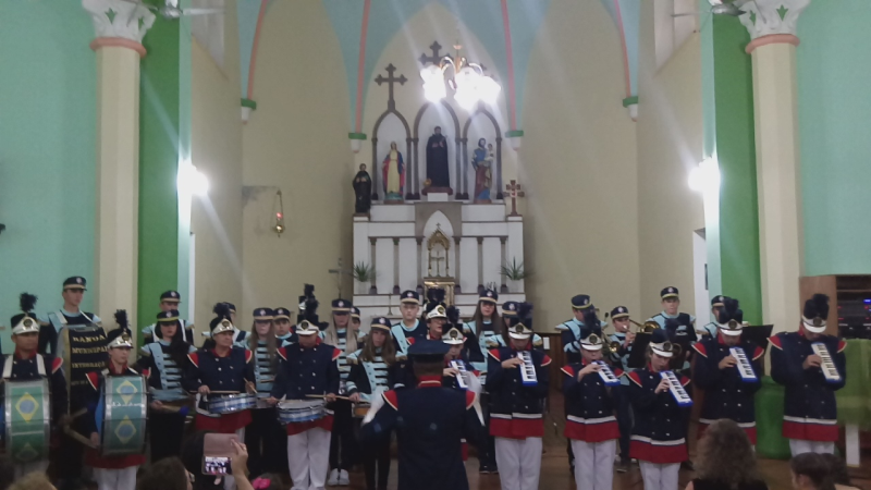 Banda Municipal  participa de Recital em Roque Gonzales