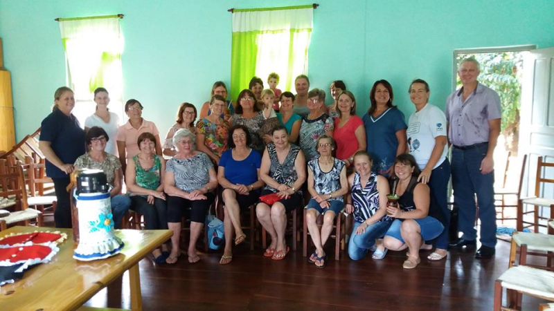 PREFEITO FAZ VISITA AO CLUBE DE MÃES DA VILA SÃO FRANCISCO 