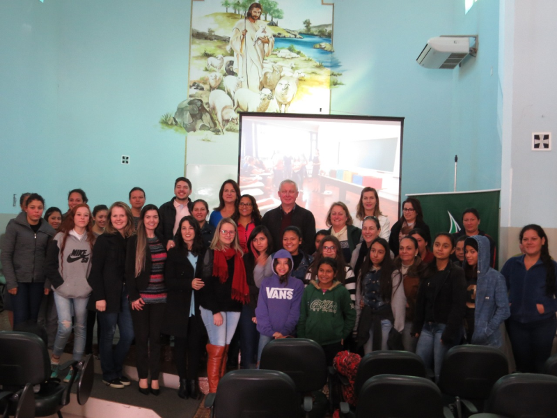 PROJETO MENINA CIDADÃ EM PARCERIA COM PROJETO DE SUSTENTABILIDADE