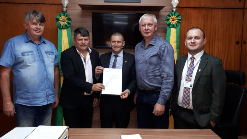 12ª EXPOCEL Oktoberfest Cerro Largo  trabalha na busca por recursos