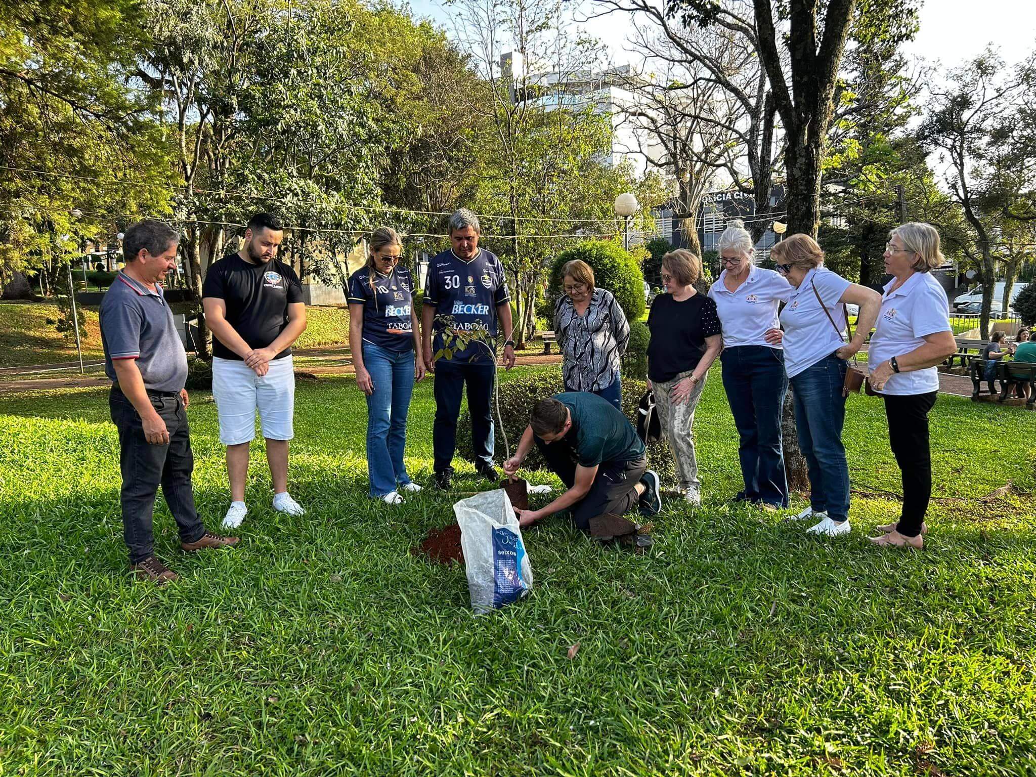 <p>REALIZADA A PROGRAMA&Ccedil;&Atilde;O DO DIA D AO MEIO AMBIENTE &ldquo;VIVA A ECOLOGIA&rdquo;</p>