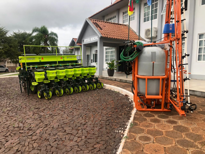 ENTREGA DE EQUIPAMENTOS