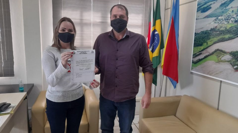 POSSE DA NOVA MONITORA DE ESCOLA EM NOSSO MUNICÍPIO