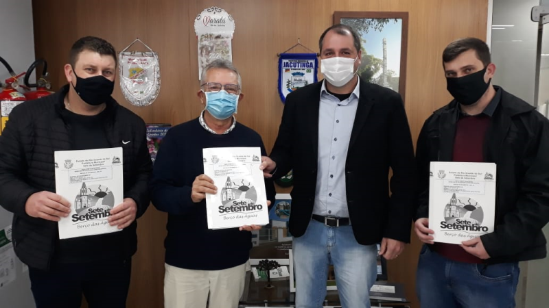 ADMINISTRAÇÃO MUNICIPAL PROTOCOLA PROJETO "PAVIMENTA"