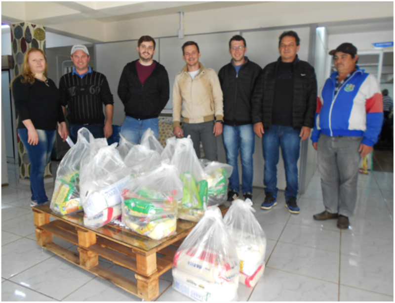 CONSELHO MUNICIPAL DE DESPORTO REALIZA ENTREGA DE CESTAS BÁSICAS À ASSISTÊNCIA SOCIAL DO MUNICÍPIO