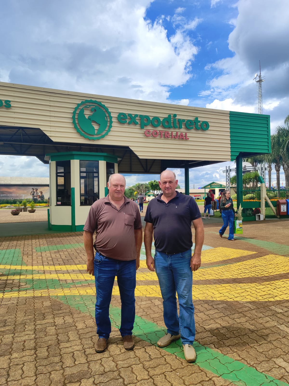 <p><em><strong>Vereadores participam de protesto de agricultores durante a Expodireto Cotrijal 2026</strong></em></p>