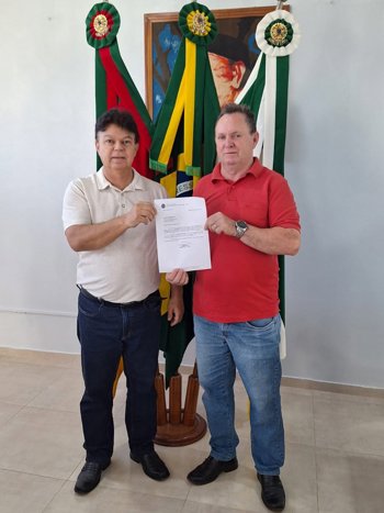 <p>&nbsp;VEREADOR RUBENS BERTAZZO ASSEGURA RECURSO DE R$ 100 MIL PARA REFOR&Ccedil;AR A SA&Uacute;DE DE BOSSOROCA</p>