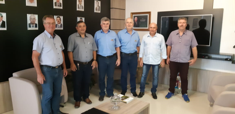 REUNIÃO COM DIRETOR DA COOPATRIGO