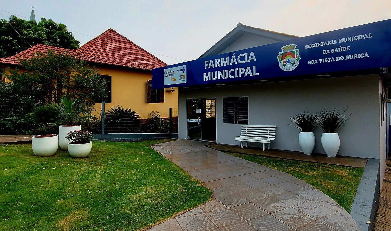 <p><strong>Comunicado da Farm&aacute;cia Municipal</strong></p>