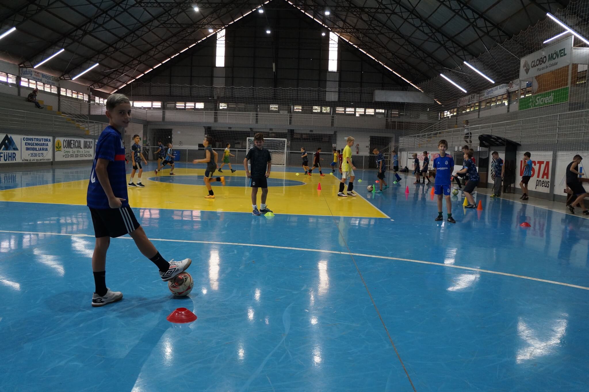 Inscrições abertas para as Escolinhas de Futsal